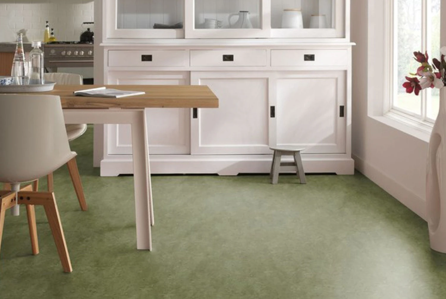 FORBO Marmoleum Click CinchLoc 12"x36" 7 Planks/20.34 Sf 2 FORBO Marmoleum Click CinchLoc 12"x36" 7 Planks/20.34 Sf - Image 2